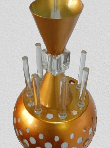 Suspension Dorée avec barres en verre – Image 3