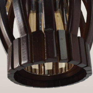 Suspension en bois brun – Image 2